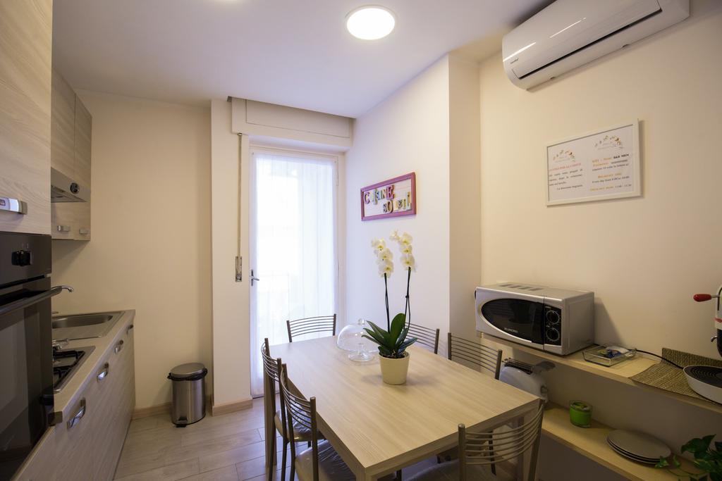 Bed and Breakfast Bernini 20 à Naples Extérieur photo